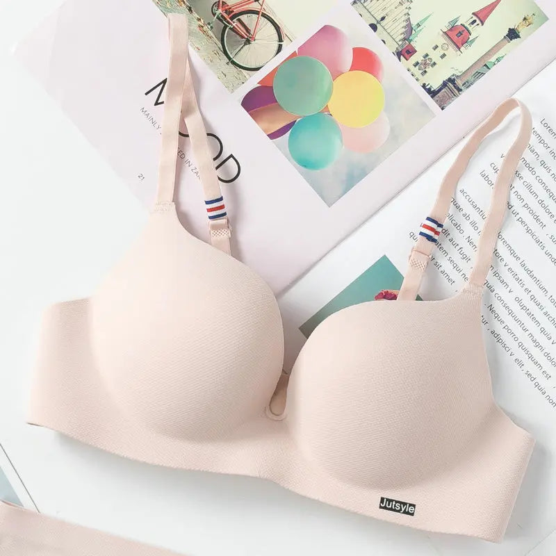 Ice Silk Bra For Women Sexy Seamless Bralettle Gather Push Up Lingerie Wireless One Piece AB Cup Adjust Straps Candy Color Bras